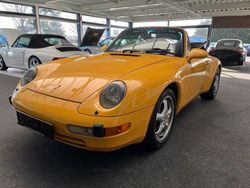 Gelb Gebraucht 1995 Porsche 911 Carrera Cabriolet Cabrio | 64.990 €