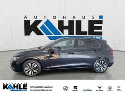 Schwarz Gebraucht 2023 VW Golf VIII Move Limousine | 28.990 € (Etwas zu teuer)