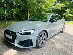 Grau Gebraucht 2020 Audi A5 Sportback Edition .1 Limousine | 35.890 € (Etwas zu teuer)