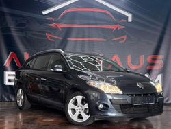 Grau Gebraucht 2011 Renault Mégane III Kombi | 3.499 € (Fairer Preis)