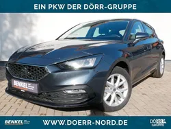 Grau Gebraucht 2024 Seat Leon Style Limousine | 21.870 € (Fairer Preis)
