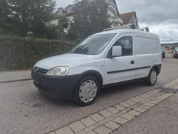 Weiß Gebraucht 2006 Opel Combo Van / Kleinbus | 1.999 € (Guter Preis)