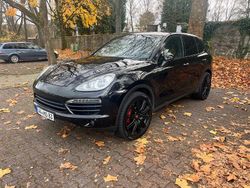 Schwarz Gebraucht 2011 Porsche Cayenne SUV | 15.900 € (Etwas zu teuer)