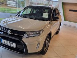 Beige Neu 2025 Suzuki Vitara Comfort+ SUV | 27.950 € (Teuer)