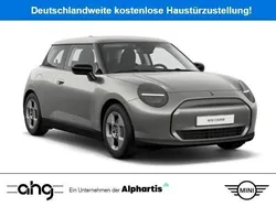Silber Neu 2025 Mini Cooper Essential Kleinwagen | 27.124 € (Guter Preis)