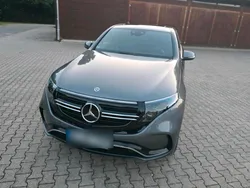 Grau Gebraucht 2022 Mercedes EQC400 SUV | 43.000 € (Etwas zu teuer)