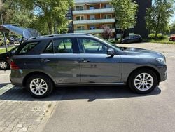 Grau Gebraucht 2016 Mercedes GLE250 SUV | 29.499 € (Guter Preis)