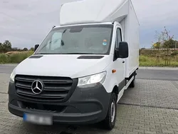 Weiß Gebraucht 2024 Mercedes 316 Van | 32.900 €