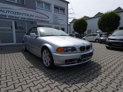 Silber Gebraucht 2001 BMW 320 Cabriolet Sport Line Cabrio | 13.900 €