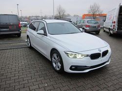 Alpinweiss Gebraucht 2016 BMW 320 Sport Line Kombi | 17.900 € (Fairer Preis)