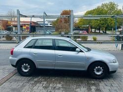 Silber Gebraucht 2001 Audi A3 Kleinwagen | 1.950 € (Guter Preis)