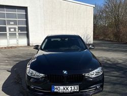 Schwarz Gebraucht 2017 BMW 330 Sport Line Limousine | 19.000 € (Fairer Preis)