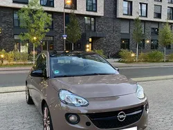 Braun Gebraucht 2013 Opel Adam Glam Kleinwagen | 8.700 € (Etwas zu teuer)