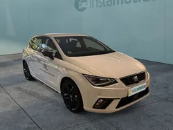 Weiß Gebraucht 2024 Seat Ibiza Black Edition Kleinwagen | 24.200 €