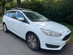 Weiß Gebraucht 2017 Ford Focus Trend Kombi | 4.250 € (Fairer Preis)