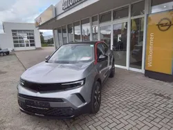Kontrast grau/quarz silber Gebraucht 2022 Opel Mokka GS Line SUV | 19.790 € (Fairer Preis)