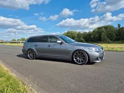 Grau Gebraucht 2008 BMW 525 Comfort Edition Kombi | 14.700 €