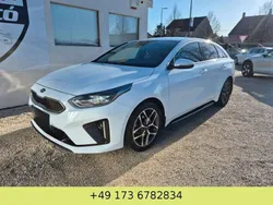 Weiß Gebraucht 2020 Kia ProCeed GT-Line Kleinwagen | 15.690 €