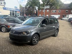 Grau Gebraucht 2013 VW Touran Van / Kleinbus | 5.999 € (Superpreis)