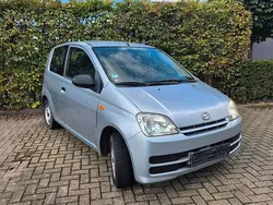 Silber Gebraucht 2005 Daihatsu Cuore Kleinwagen | 1.499 € (Etwas zu teuer)