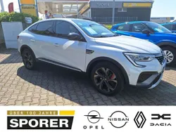 Weiß (kyanitweiß metallic) Gebraucht 2022 Renault Arkana R.S. SUV | 24.490 € (Fairer Preis)