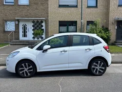 Weiß Gebraucht 2016 Citroën C3 Kleinwagen | 3.500 € (Guter Preis)