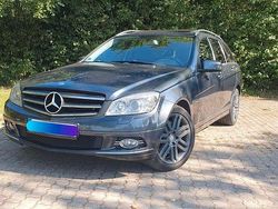 Grau Gebraucht 2008 Mercedes C320 Avantgarde Kombi | 8.500 € (Teuer)