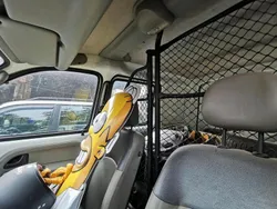 Weiß Gebraucht 2002 Renault Kangoo Van / Kleinbus | 1.500 €