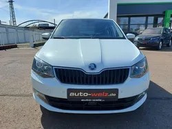 Laserweiss Gebraucht 2016 Skoda Fabia Joy Kleinwagen | 11.890 € (Teuer)