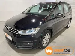 Schwarz Gebraucht 2020 VW Touran Comfortline Van / Kleinbus | 22.350 € (Fairer Preis)