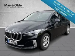 Schwarz Gebraucht 2024 BMW 216 Active Tourer Van / Kleinbus | 34.890 €