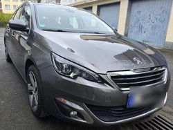 Grau Gebraucht 2016 Peugeot 308 Allure Kombi | 7.650 € (Fairer Preis)