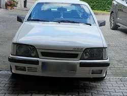 Weiß Gebraucht 1985 Opel Senator Coupé | 7.550 €