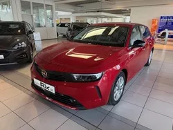 Kardio rot metallic Gebraucht 2024 Opel Astra Enjoy Kombi | 20.390 € (Superpreis)