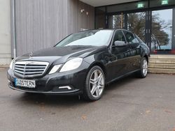 Schwarz Gebraucht 2009 Mercedes E250 AMG Limousine | 6.200 €