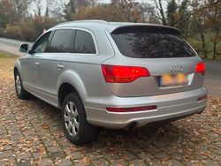 Silber Gebraucht 2007 Audi Q7 S-Line SUV | 7.350 € (Guter Preis)