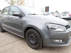 Grau Gebraucht 2012 VW Polo Comfortline Limousine | 4.990 € (Fairer Preis)