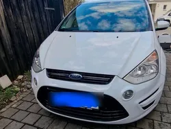 Weiß Gebraucht 2013 Ford S-MAX S Van / Kleinbus | 5.400 € (Fairer Preis)