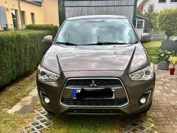 Braun Gebraucht 2015 Mitsubishi ASX Classic Collection SUV | 10.950 € (Teuer)