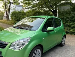 Grün Gebraucht 2009 Opel Agila Kleinwagen | 2.400 € (Guter Preis)
