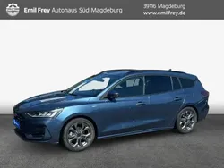 Blau Gebraucht 2024 Ford Focus ST-Line X Kombi | 26.325 € (Guter Preis)