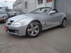 Silber Gebraucht 2008 Mercedes SLK200 Cabrio | 9.899 € (Guter Preis)