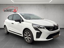 Weiß Gebraucht 2024 Mitsubishi Colt Basis Limousine | 14.990 € (Guter Preis)