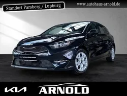 Schwarz zilinaschwarz metallic Gebraucht 2024 Kia Ceed Comfort Limousine | 21.880 € (Superpreis)