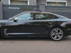 Schwarz Gebraucht 2017 Kia Stinger GT-Line Kleinwagen | 19.890 €
