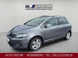 Grau Gebraucht 2010 VW Golf Plus Team Van / Kleinbus | 5.990 € (Fairer Preis)