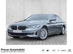 Grau Gebraucht 2022 BMW 530 Luxury Line Limousine | 41.800 € (Etwas zu teuer)