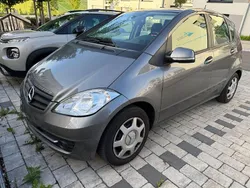 Gold Gebraucht 2009 Mercedes A170 Limousine | 7.000 € (Fairer Preis)