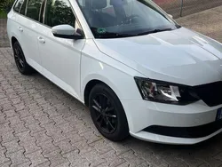 Weiß Gebraucht 2017 Skoda Fabia Cool Edition Kombi | 8.999 € (Fairer Preis)