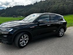 Schwarz Gebraucht 2018 VW Touareg SUV | 31.499 € (Fairer Preis)